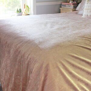 pink velvet duvet cover (full/queen)